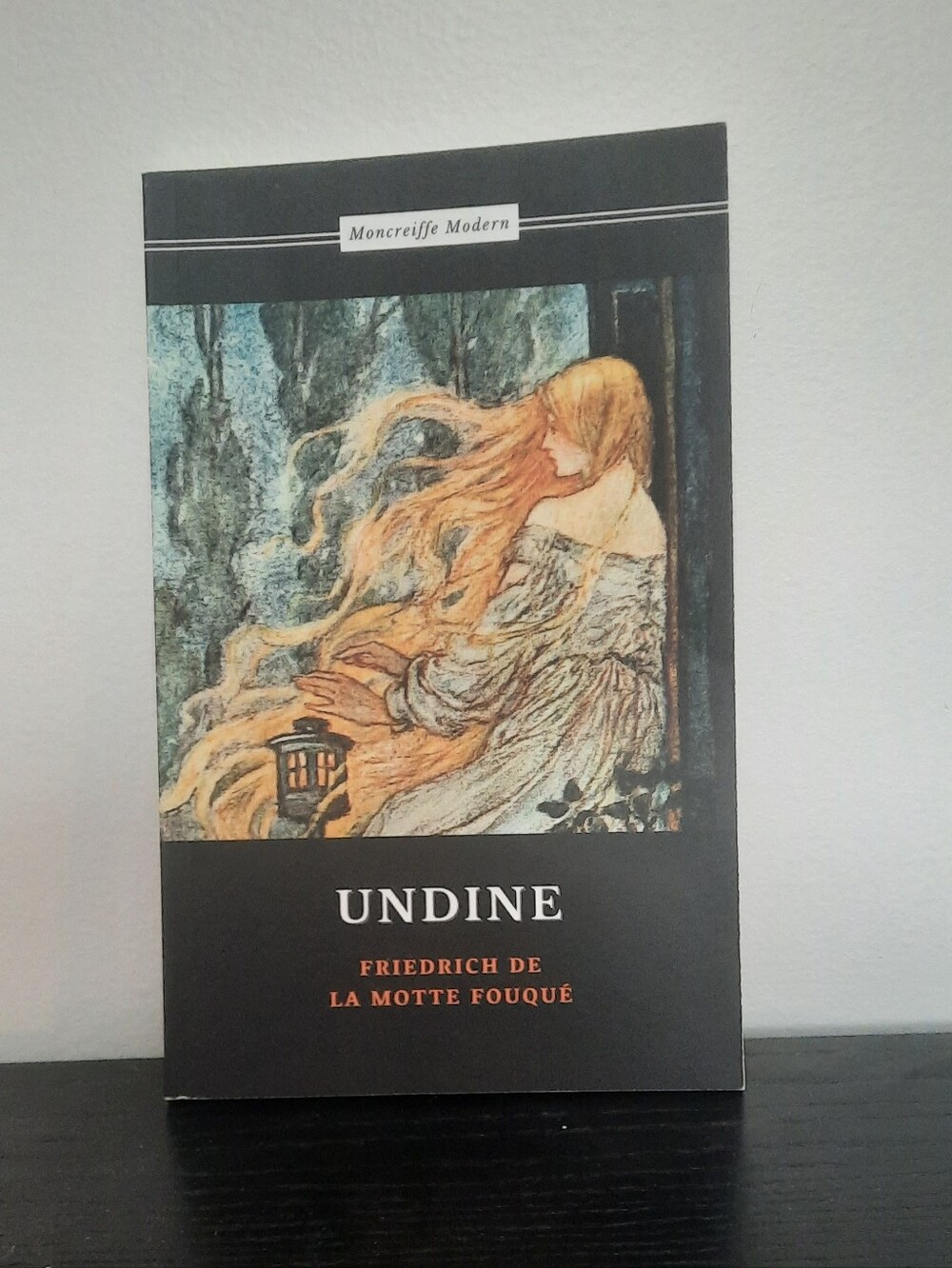 Undine by Friedrich de la Motte Fouqué - Black Cover with Illustrated Artwork